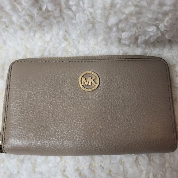 Michael Kors Fulton Phone Case Wallet Wrislet‎ - Picture 2 of 4